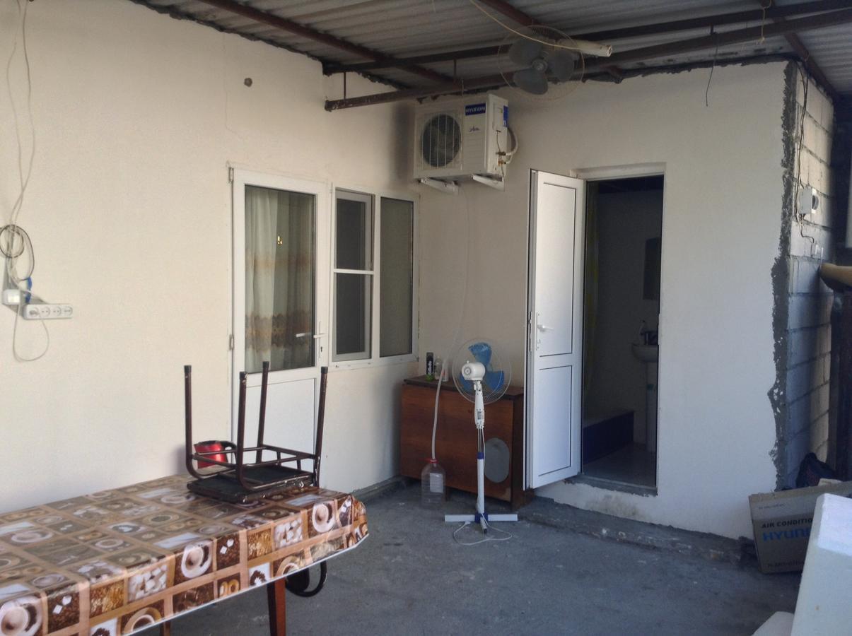 Guest House U Lili Gagra Luaran gambar