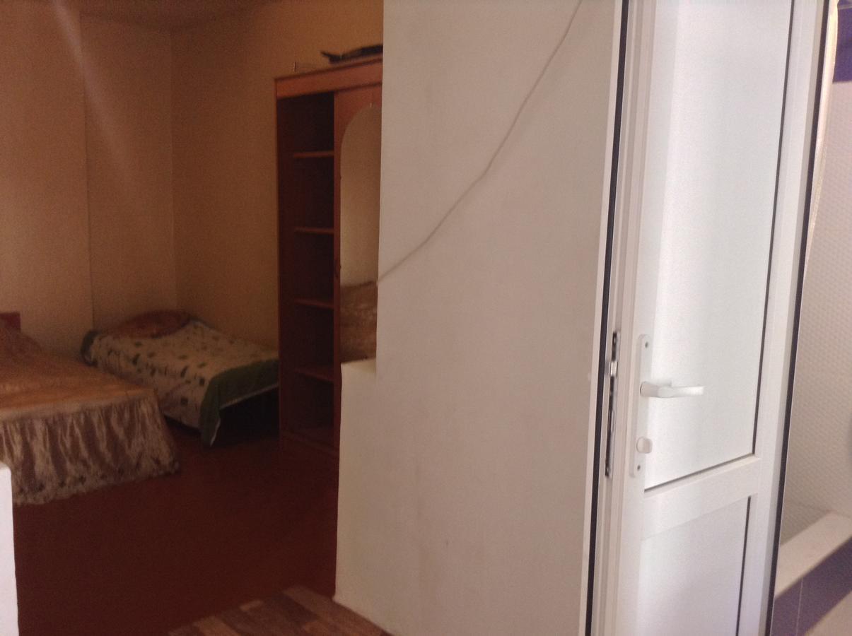 Guest House U Lili Gagra Luaran gambar